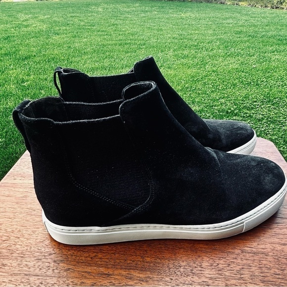 VINCE Hightop Sneakers | Size 9 - Picture 3 of 10